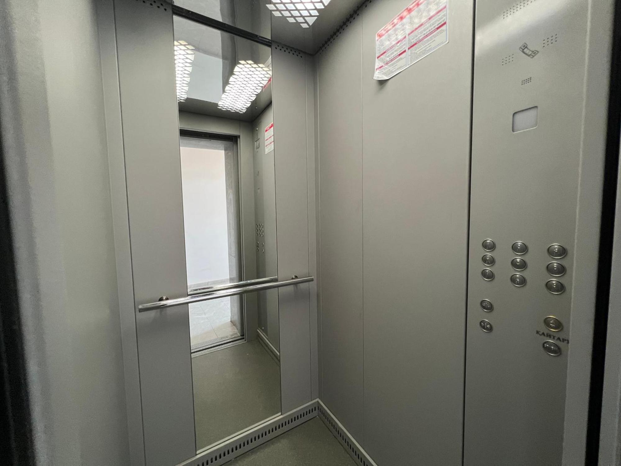Квартира Smart В Новом Доме Pavlodar Exterior foto
